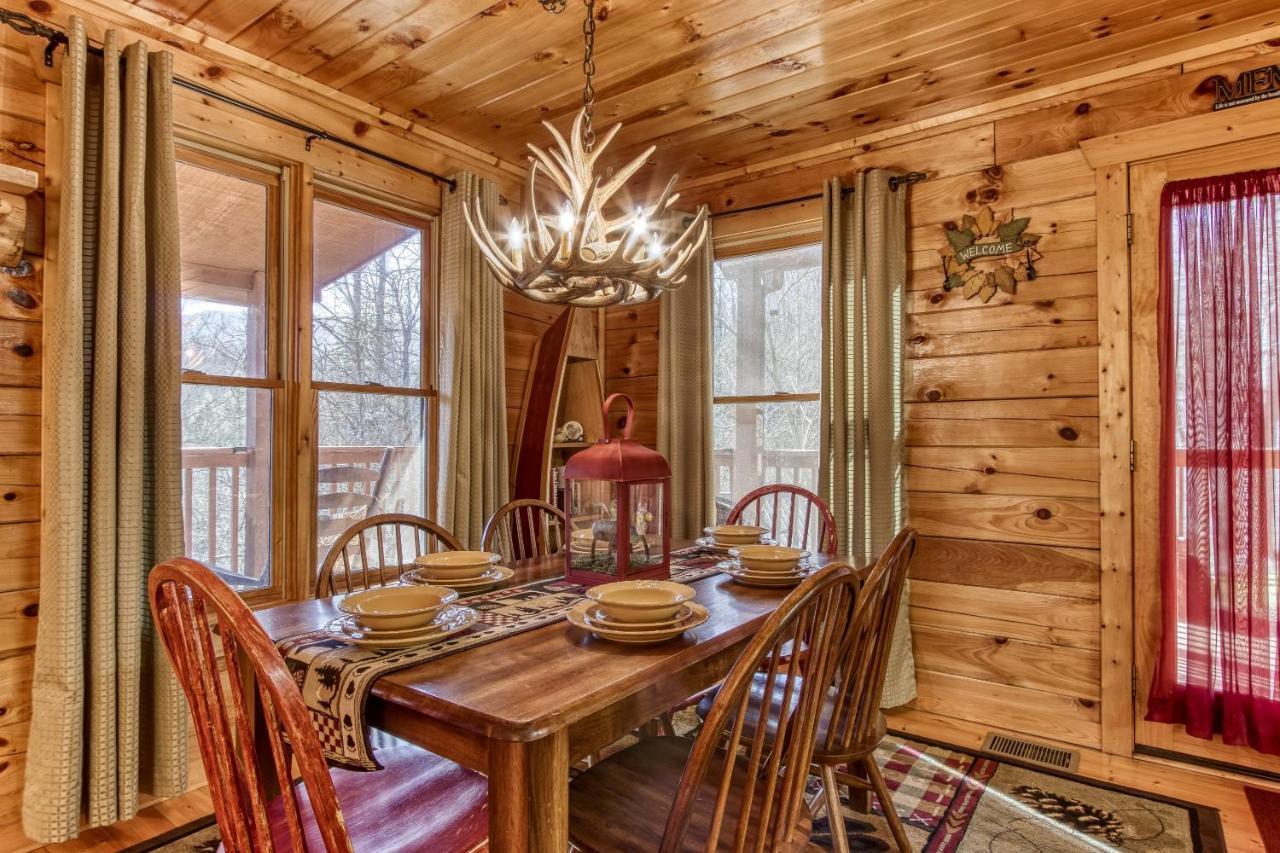 Magical Moments, Hot Tub, Wifi, 1089 Free Tickets Each Paid Day, Dollywood And More Gatlinburg Eksteriør bilde