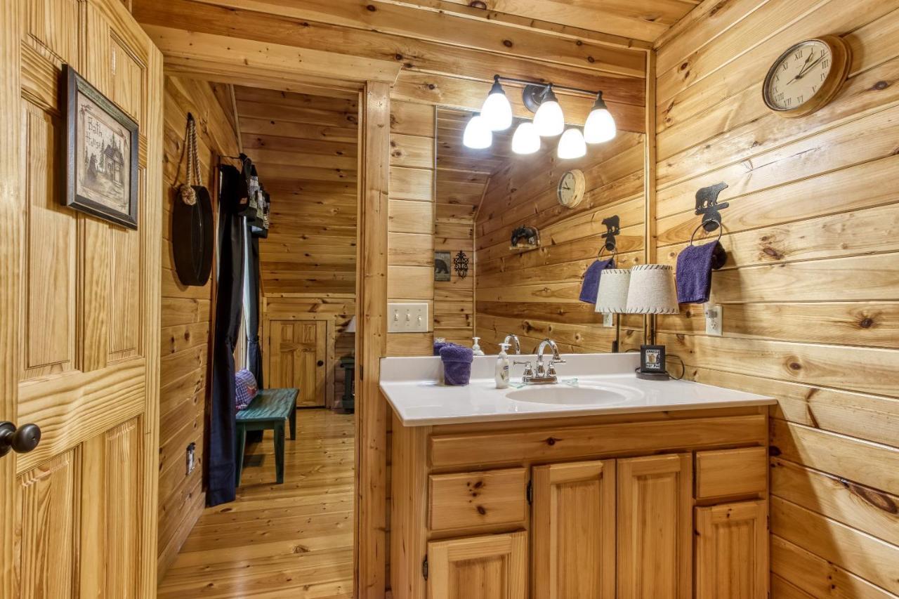 Magical Moments, Hot Tub, Wifi, 1089 Free Tickets Each Paid Day, Dollywood And More Gatlinburg Eksteriør bilde