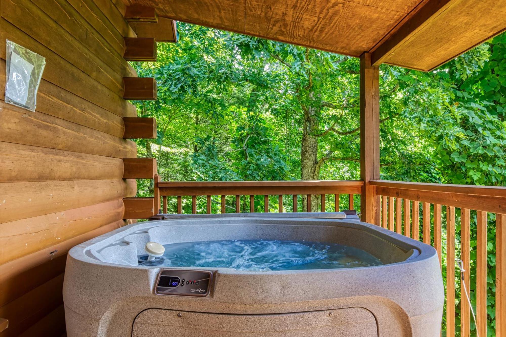 Magical Moments, Hot Tub, Wifi, 1089 Free Tickets Each Paid Day, Dollywood And More Gatlinburg Eksteriør bilde