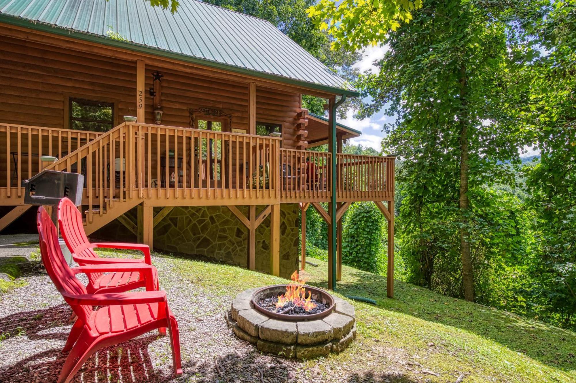 Magical Moments, Hot Tub, Wifi, 1089 Free Tickets Each Paid Day, Dollywood And More Gatlinburg Eksteriør bilde
